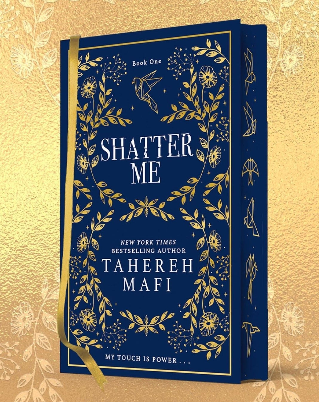 Shatter Me Collectors Edition by Tahereh Mafi