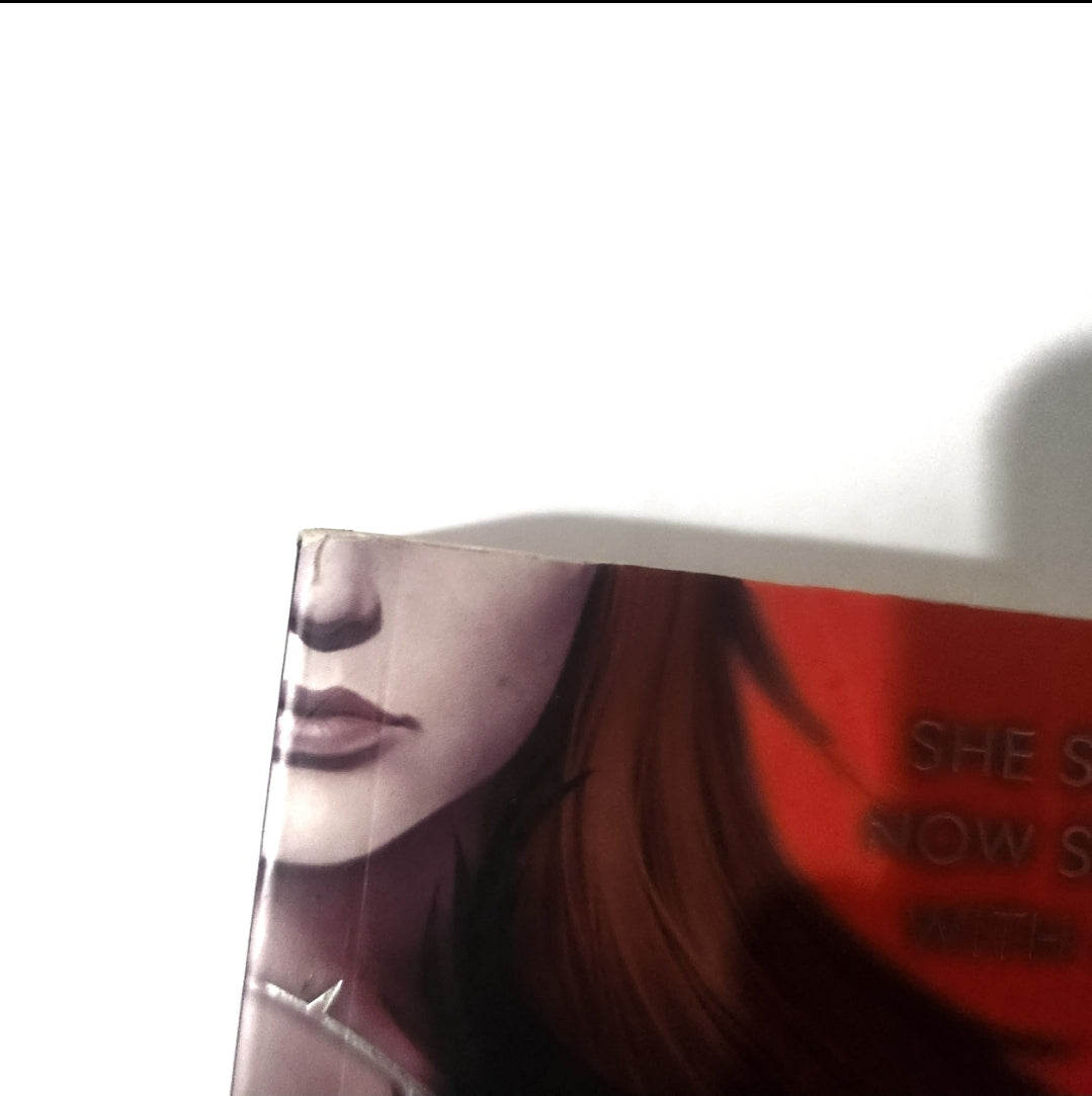 A Court of Thorns and Roses by Sarah J. Maas (Original Cover, First Edition) - 9781408857861