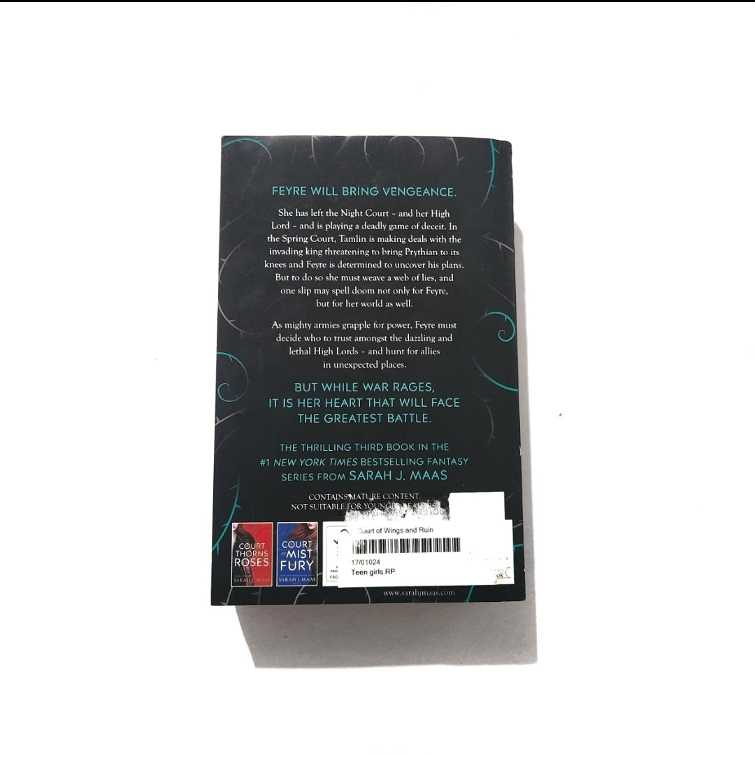 A Court of Wings and Ruin by Sarah J. Maas (Original Cover, First Edition) - 9781408857908