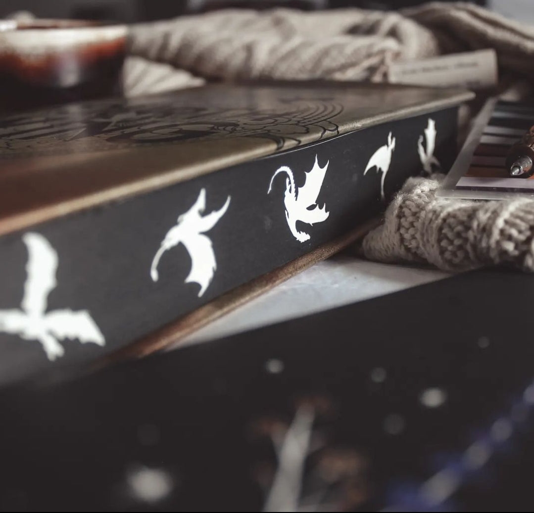 Fourth Wing by Rebecca Yarros | Sprayed Stencilled Edges