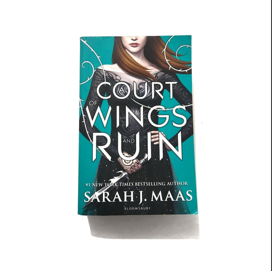 A Court of Wings and Ruin by Sarah J. Maas (Original Cover, First Edition) - 9781408857908
