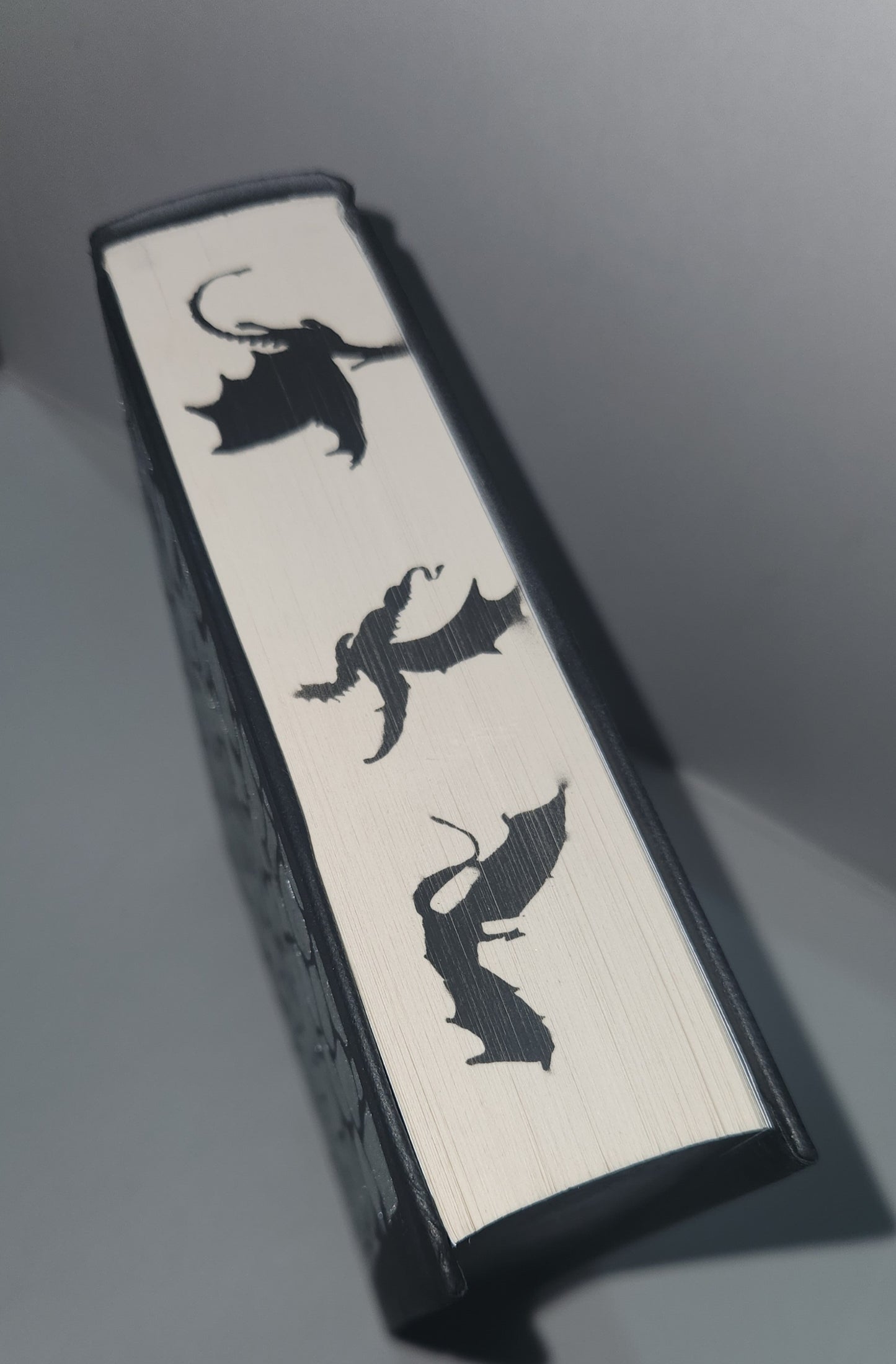 Onyx Storm by Rebecca Yarros Exclusive Edition